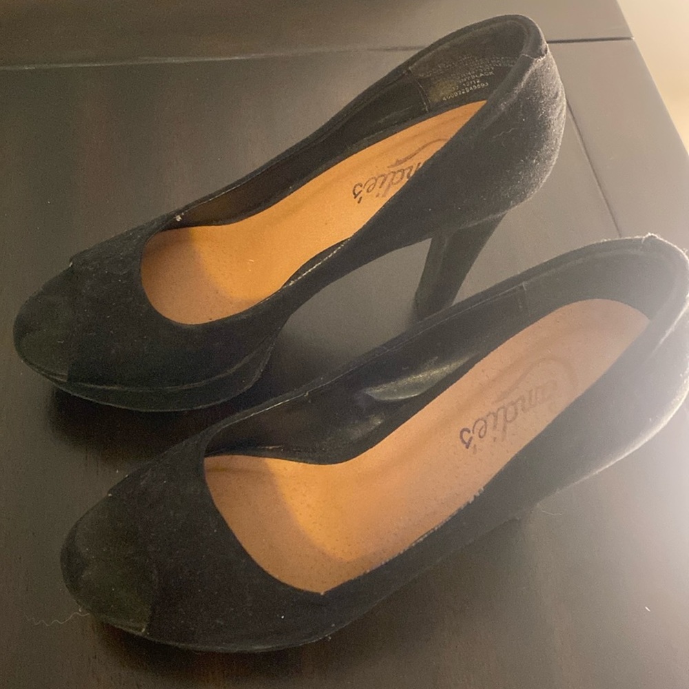 Platform suede heels
